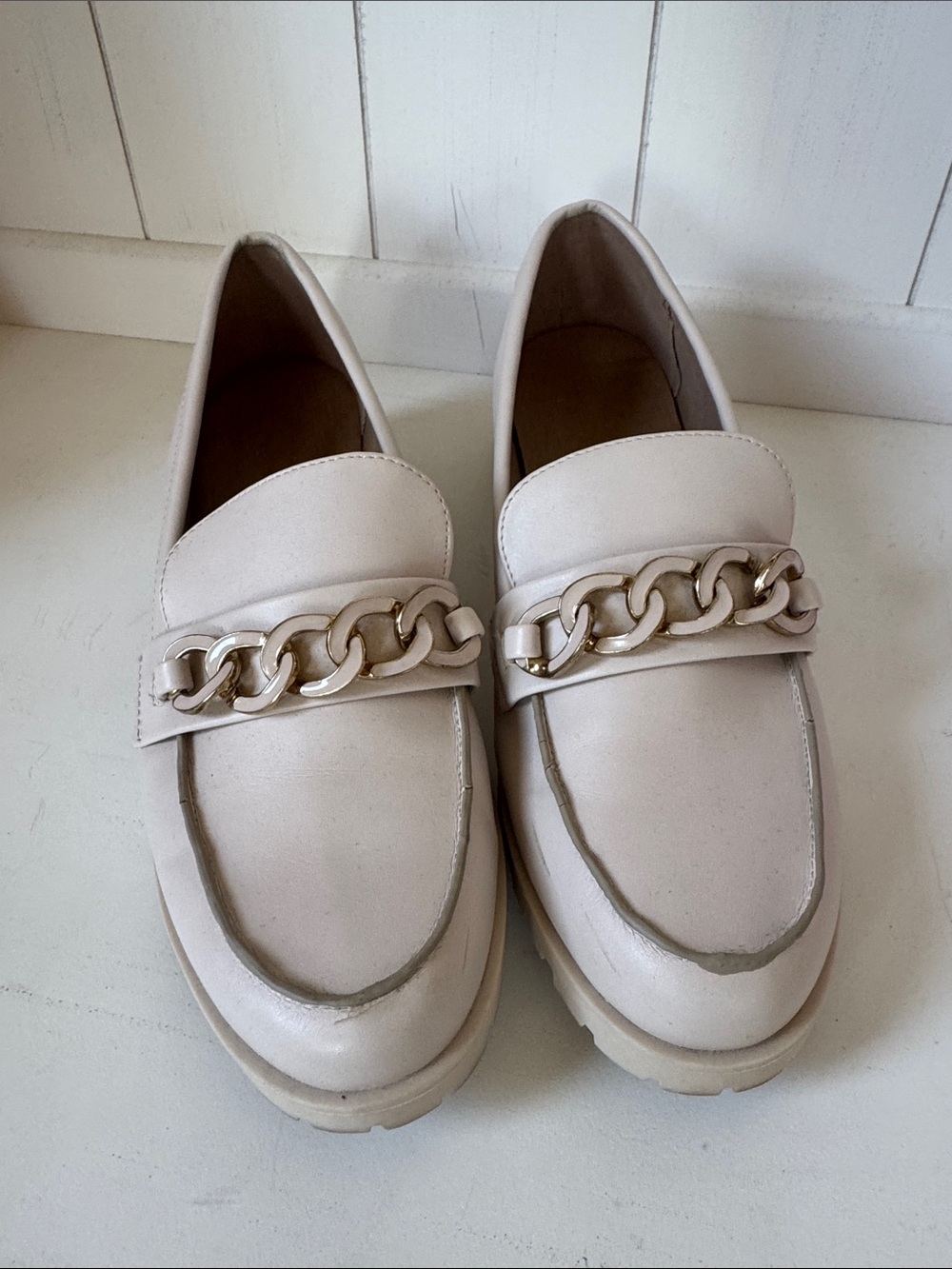 LC Lauren Conrad Cream Loafers with Gold Chain Accent